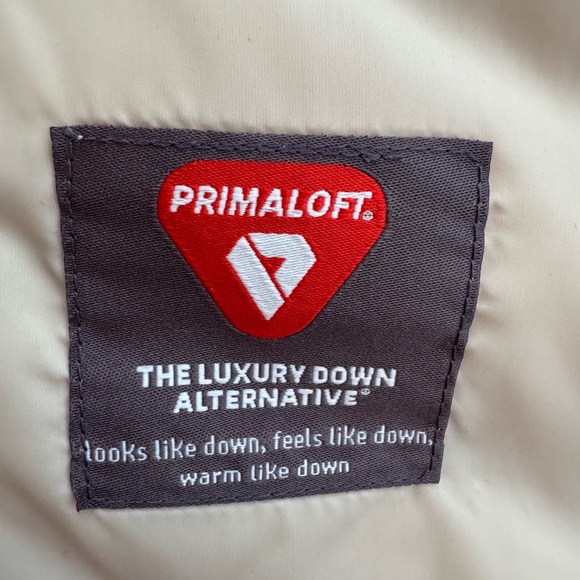 GAP Women's Off-White Quilted Vest - Picture 4 of 4